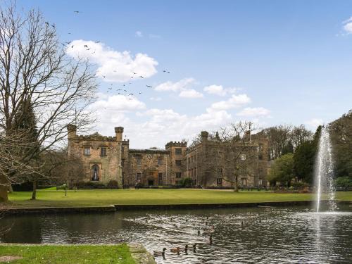 Foulridge House | Rose Cottage