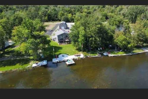 Quinte West Hotel | Riverfront Suites, Quinte, ON